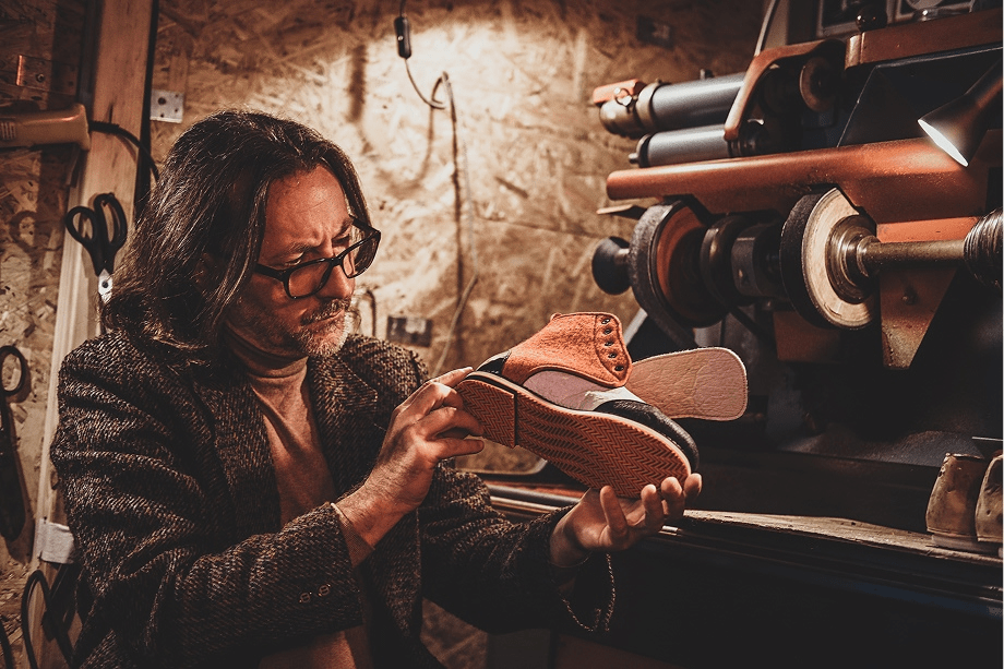 Inside the Life of a Sarajevo Shoemaker and His 50-Year Routine